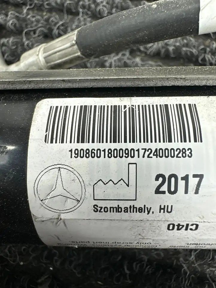 Mercedes-Benz AMG GT 4 x290 w290 (2018 - ) a1908601800 Запорный клапан двигателя — фото 3