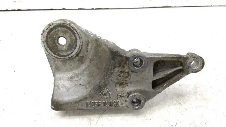 Fiat Scudo (1996 - 2007) 1485602080E Кронштейн двигателя — фото 1