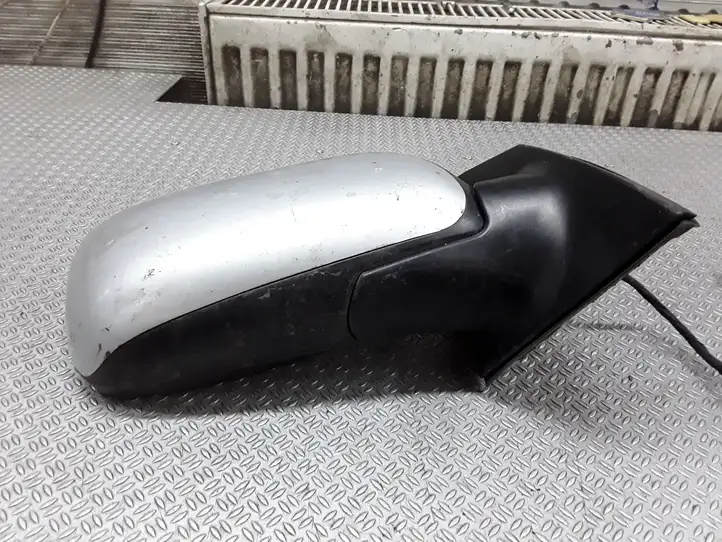 Toyota Corolla E120 E130 (2000 - 2004) E11015440 Боковое зеркало с электроприводом — фото 4