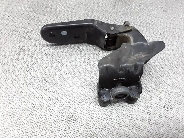 Mercedes-Benz Vaneo W414 (2001 - 2005) A4147600447 Средняя направляющая ролика раздвижной двери — фото 3