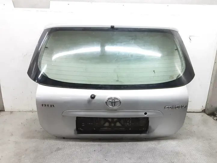Toyota Corolla E120 E130 (2000 - 2004) Крышка багажника — фото 1