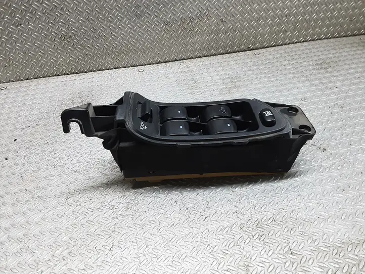 Subaru Outback (2007 - 2009) Кнопка стеклоподъемников — фото 2