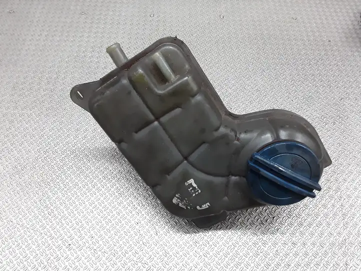Audi A4 S4 B6 8E 8H (2000 - 2006) 8E0121403 Расширительный бачок — фото 1