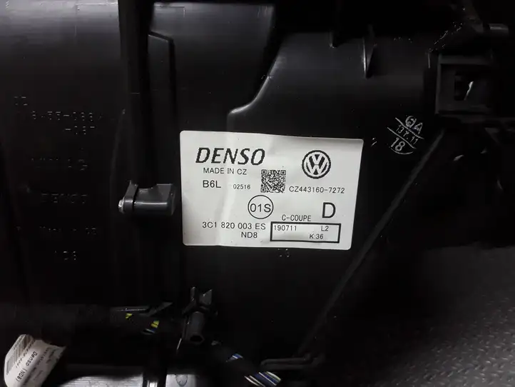 Volkswagen PASSAT B7 (2011 - 2014) 3C1820003ES Комплект системы вентиляции салона — фото 3