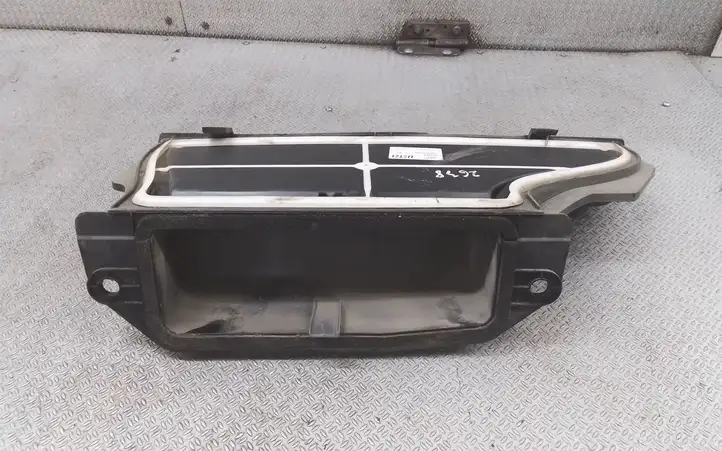 Renault Modus (2004 - 2007) 8200275348 Детали воздухозаборника — фото 4