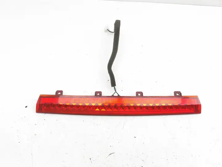 Hyundai Santa Fe (2005 - 2009) 927002B0 Дополнительный стоп фонарь — фото 1