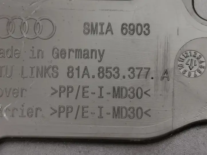 Audi Q2 - (2016 - ) 81A853377A Облицовка заднего бокового стекла — фото 8