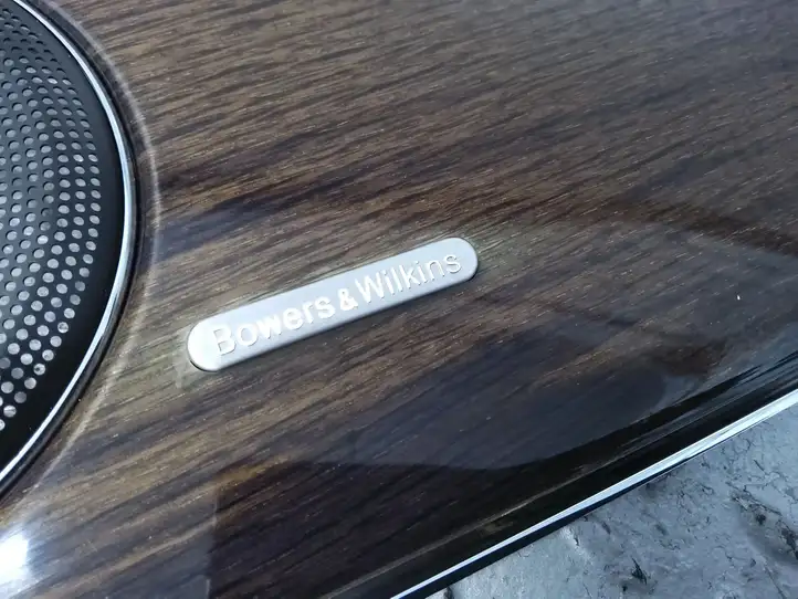 Jaguar XJ X351 (2009 - 2019) AW9320480AC Накладка динамика передней двери — фото 4