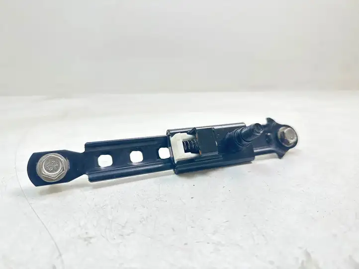 Nissan Qashqai (2013 - 2017) 308205999AC Электродвигатель регулировки ремня безопасности — фото 1