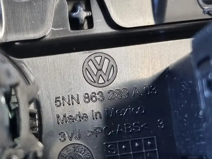 Volkswagen Tiguan Allspace (2017 - ) 5NN864298 Задний воздушный дефлектор — фото 2