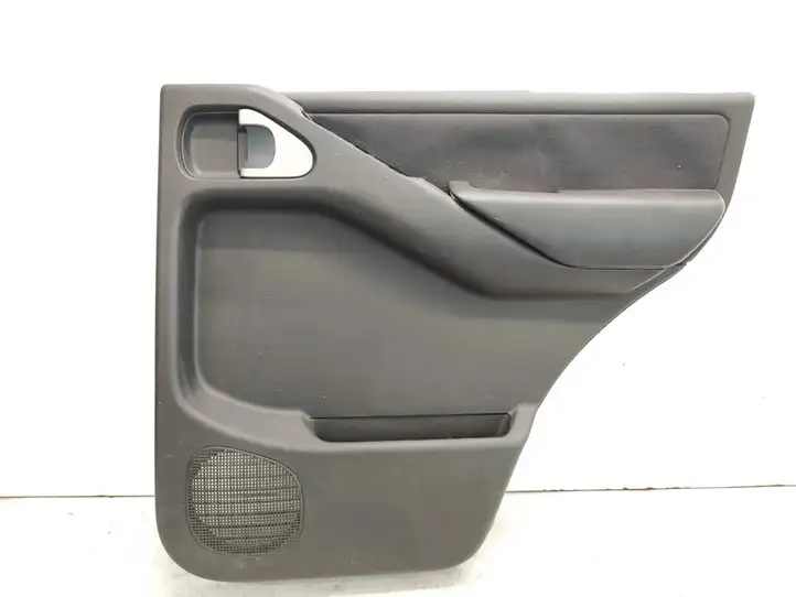 Nissan Pathfinder R51 (2005 - 2012) 82900EB302 Обшивка задней двери — фото 1