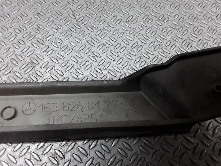 Mercedes-Benz ML W163 (1997 - 2005) 1638260177 Окантовка фары — фото 4