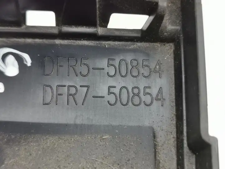 Mazda CX-30 (2019 - ) DFR550854 Подсветка номера — фото 3