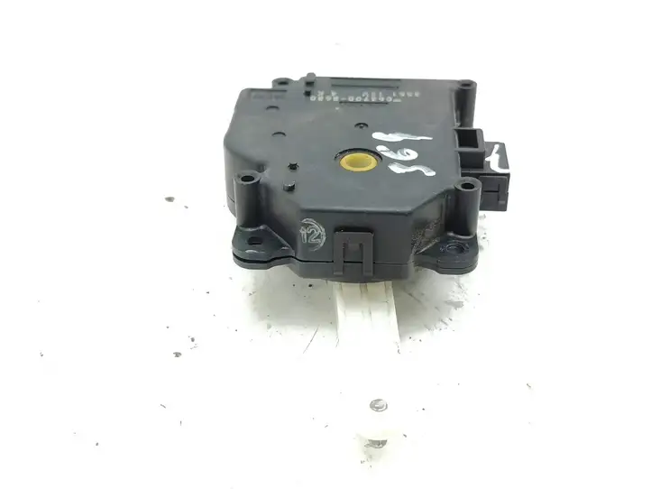Toyota Avensis T250 (2006 - 2009) 0637008680 Двигатель задвижки потока воздуха — фото 3