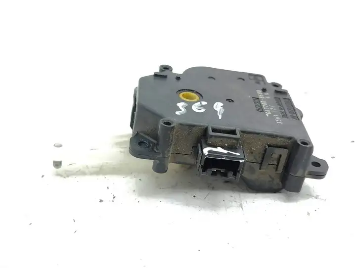 Toyota Avensis T250 (2006 - 2009) 0637008680 Двигатель задвижки потока воздуха — фото 5