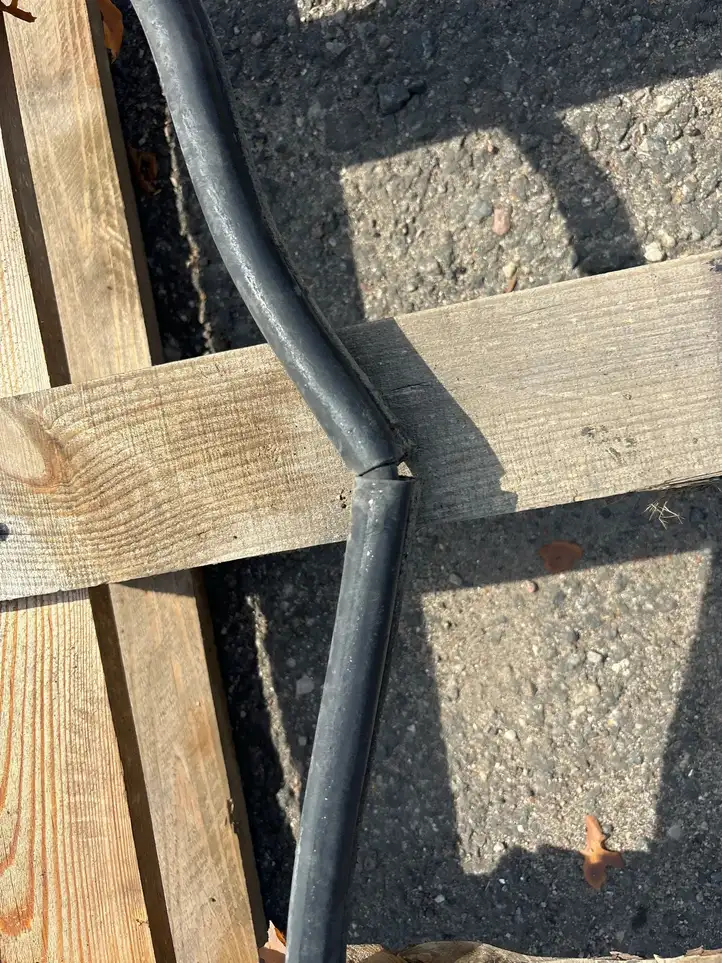 Renault Trafic II (X83) (2002 - 2014) Уплотнительная резина (на кузове) — фото 3