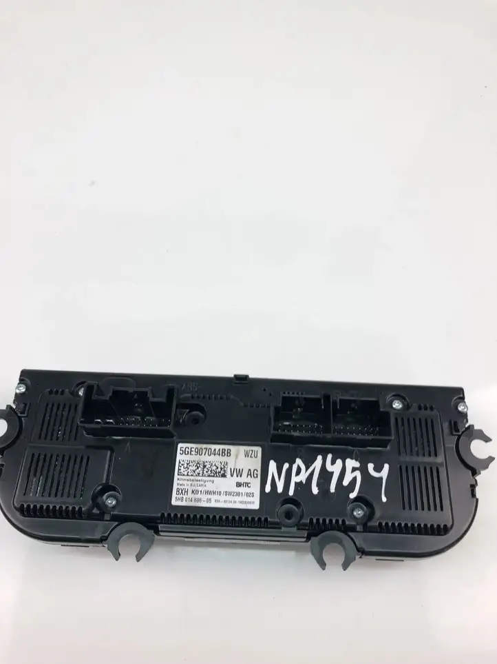 Volkswagen PASSAT B8 (2015 - ) 5GE907044BB Управление климат контролем — фото 3