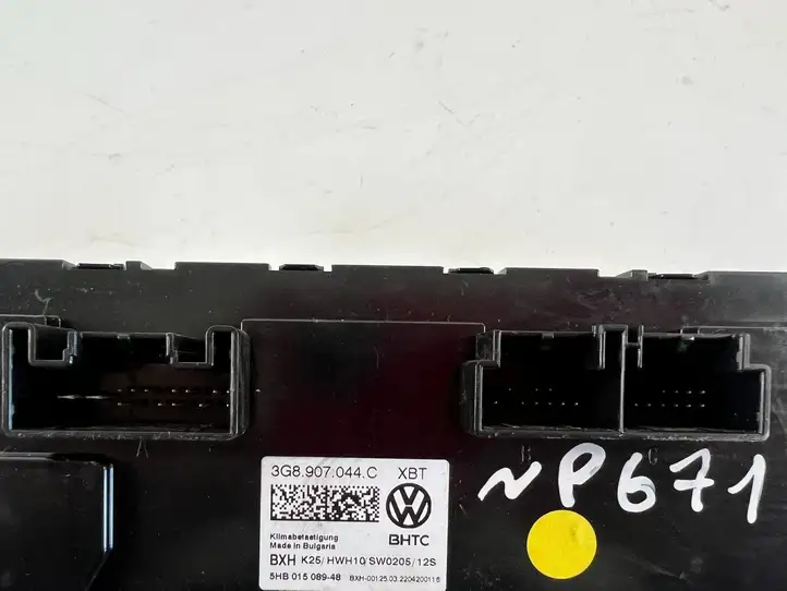 Volkswagen PASSAT B8 (2015 - ) 3G8907044C Управление климат контролем — фото 3