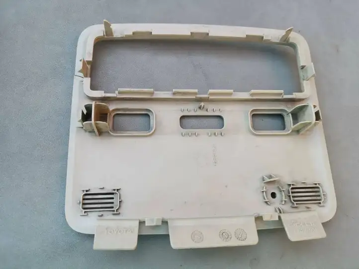 Toyota Avensis T250 (2006 - 2009) 8126305071 Передняя подсветка — фото 6