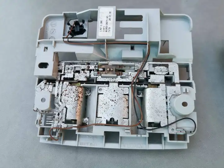 Toyota Avensis T250 (2006 - 2009) 8126305071 Передняя подсветка — фото 13