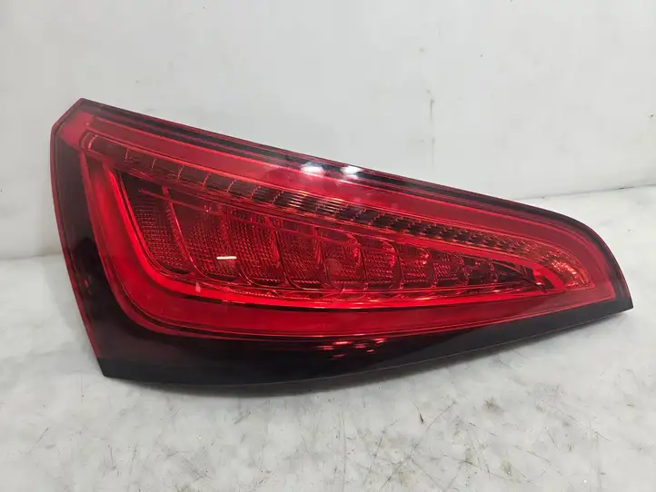 Audi Q5 SQ5 (2012 - 2017) 8R0945093C Задний фонарь в крышке багажника — фото 1