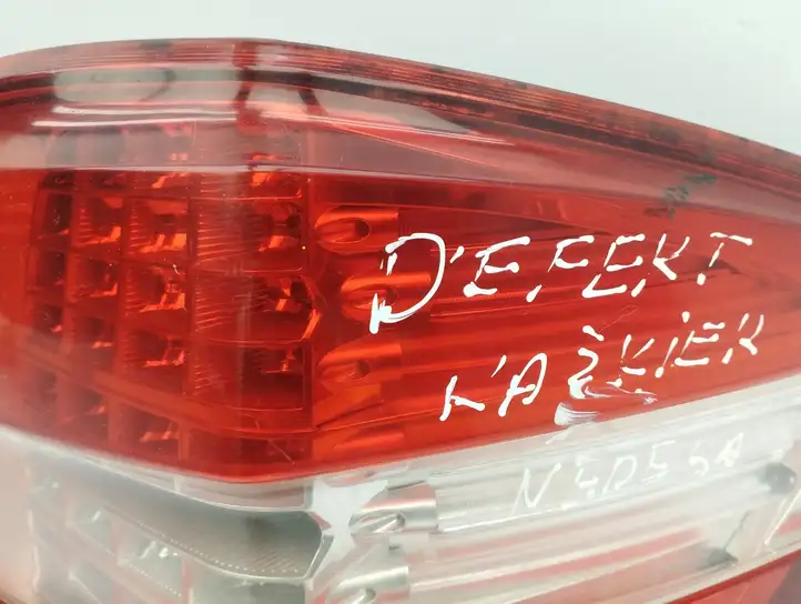 Mercedes-Benz ML W164 (2005 - 2011) A1649064300 Задний фонарь в кузове — фото 13