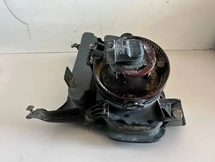 Toyota Avensis T250 (2006 - 2009) 5212705020 Решетка противотуманной фары — фото 3