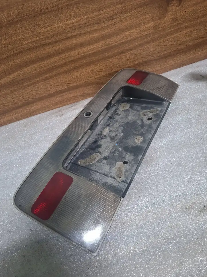 Audi A6 S6 C5 4B (2001 - 2004) 4B9945695F Подсветка номера — фото 3