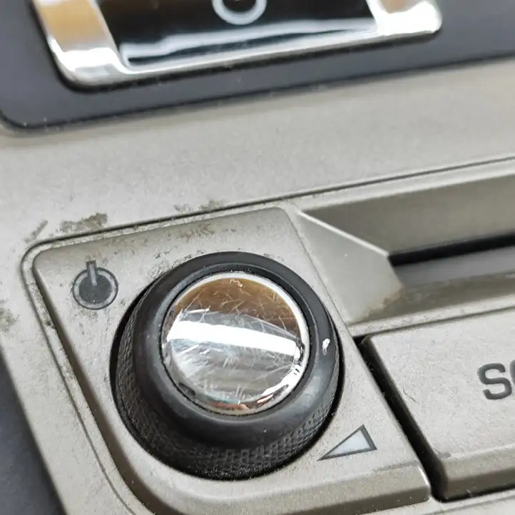 Jaguar XK - XKR (2009 - 2011) 9W8318C858AA Включатель регулировки звука — фото 2