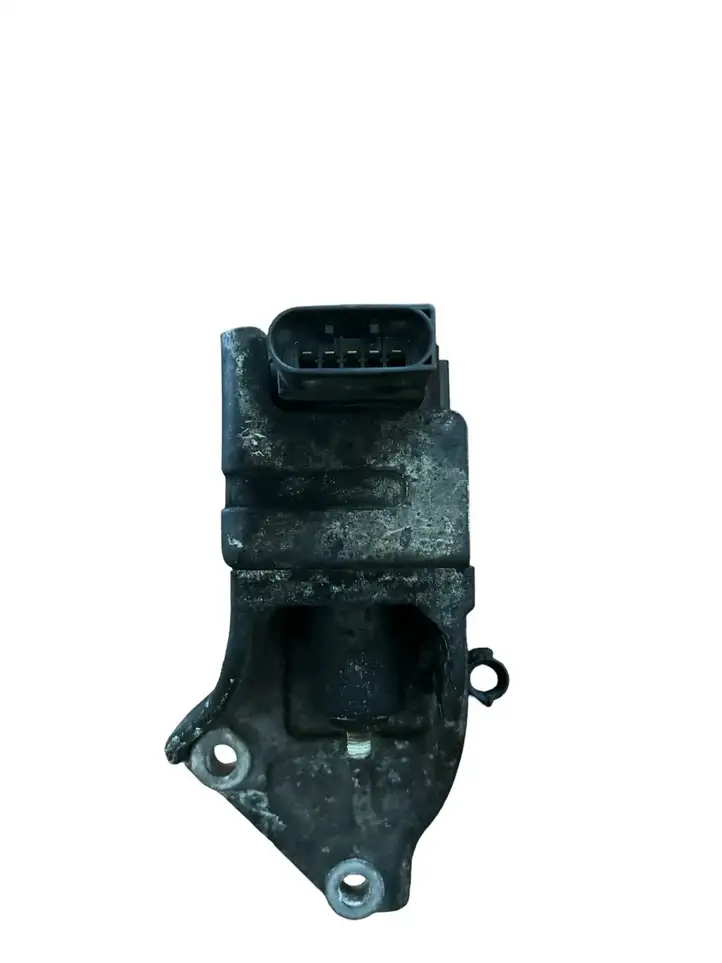 BMW 3 E90 E91 (2005 - 2012) 13519651 Электропривод турбины — фото 3