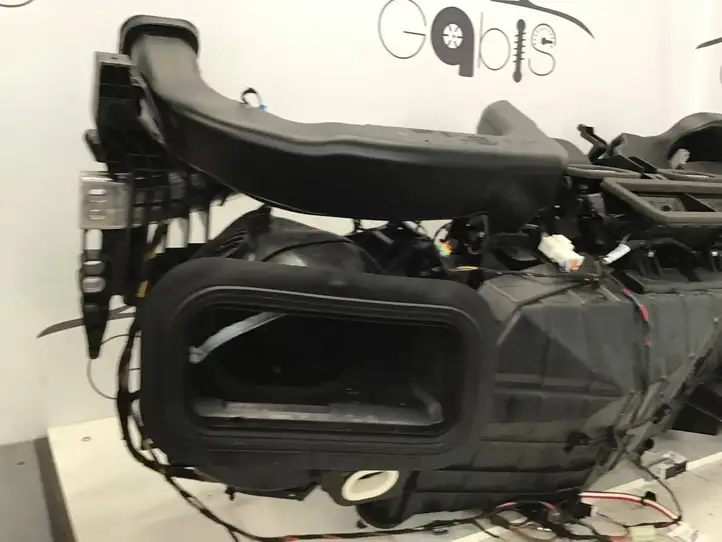 Mercedes-Benz GLC X254 (2023 - ) A2546808004 Комплект системы вентиляции салона — фото 3