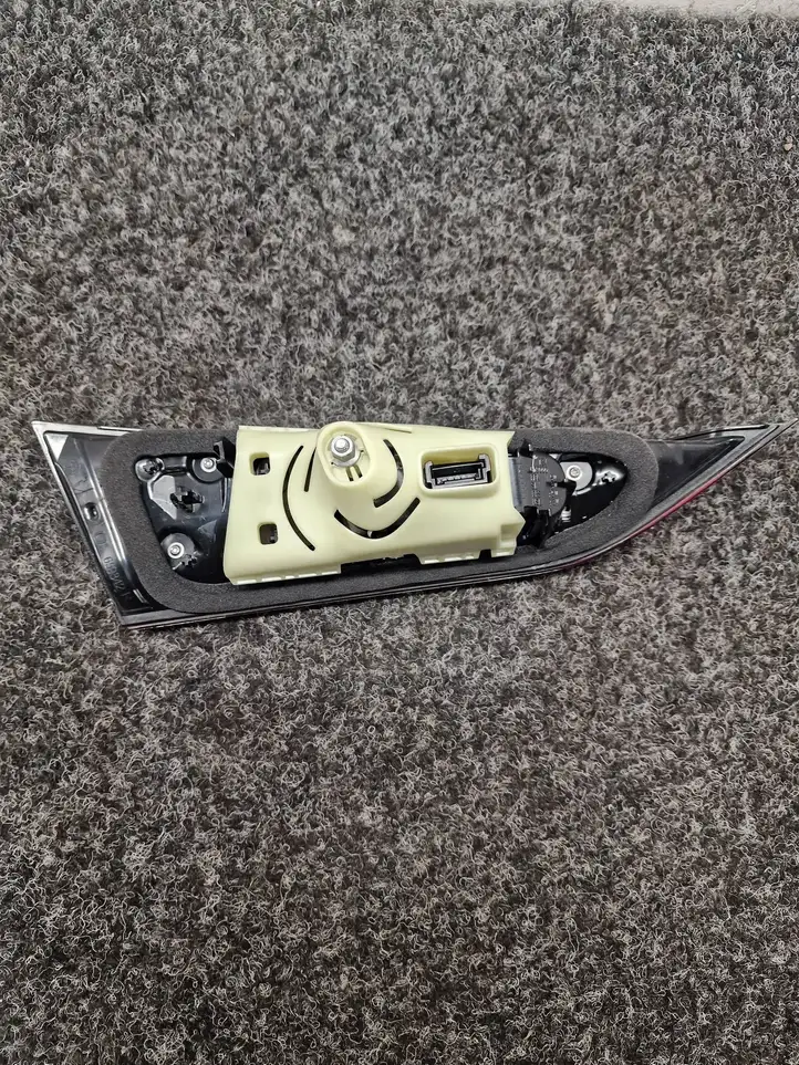 BMW i4 (2021 - ) 7477603 Комплект задних фонарей — фото 15