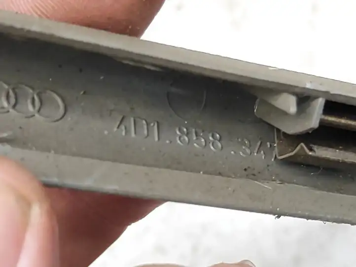 Audi A8 S8 D2 4D (1999 - 2002) 4D0951598E Обшивка рулевой колонки — фото 12