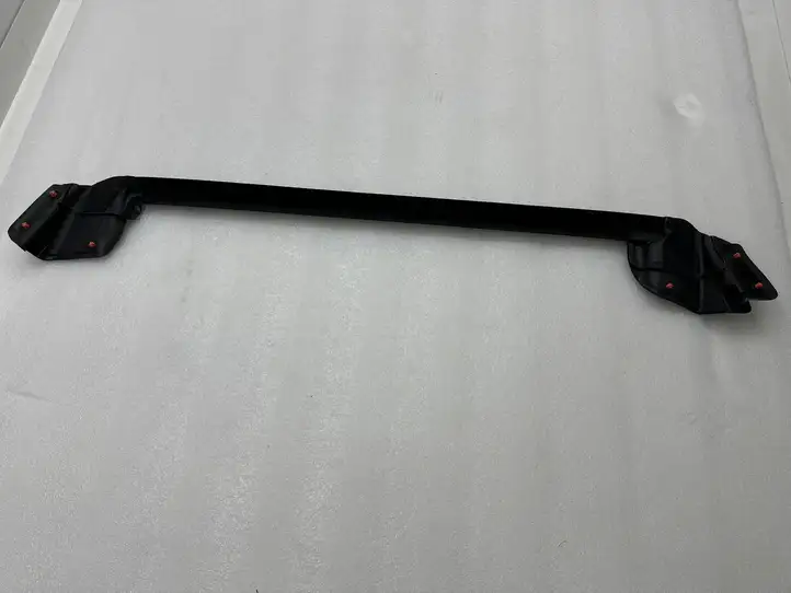 Tesla Model Y (2019 - 2024) 150006400E Уплотнитель стекла задней двери — фото 3