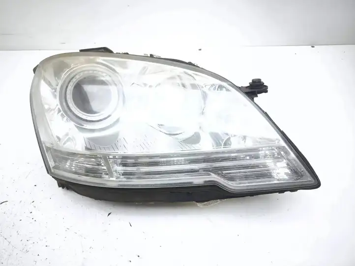 Mercedes-Benz ML W164 (2005 - 2011) A1648205961 Передняя фара — фото 1