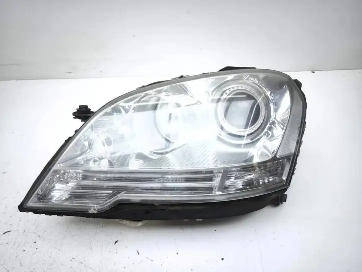 Mercedes-Benz ML W164 (2005 - 2011) A1648205861 Передняя фара — фото 1