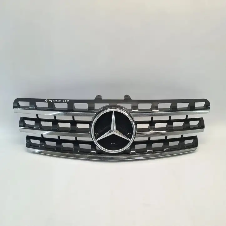 Mercedes-Benz ML W164 (2005 - 2011) A1648802085 Вентиляционная решетка кузова — фото 1