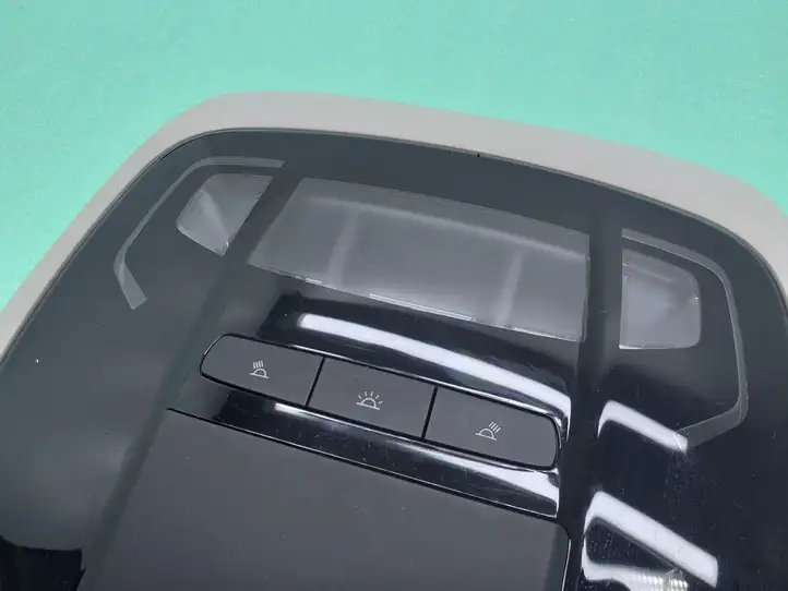 Maserati Levante (2017 - ) 06700904440 Передняя подсветка — фото 2