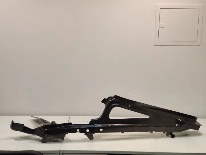 Porsche Cayenne (92A) (2011 - 2017) 95850209200grv Крепление крыла — фото 2