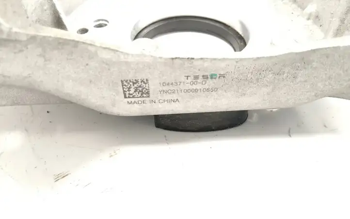 Tesla Model 3 (2017 - 2023) 104437100D Опорный подшипник амортизатора — фото 2