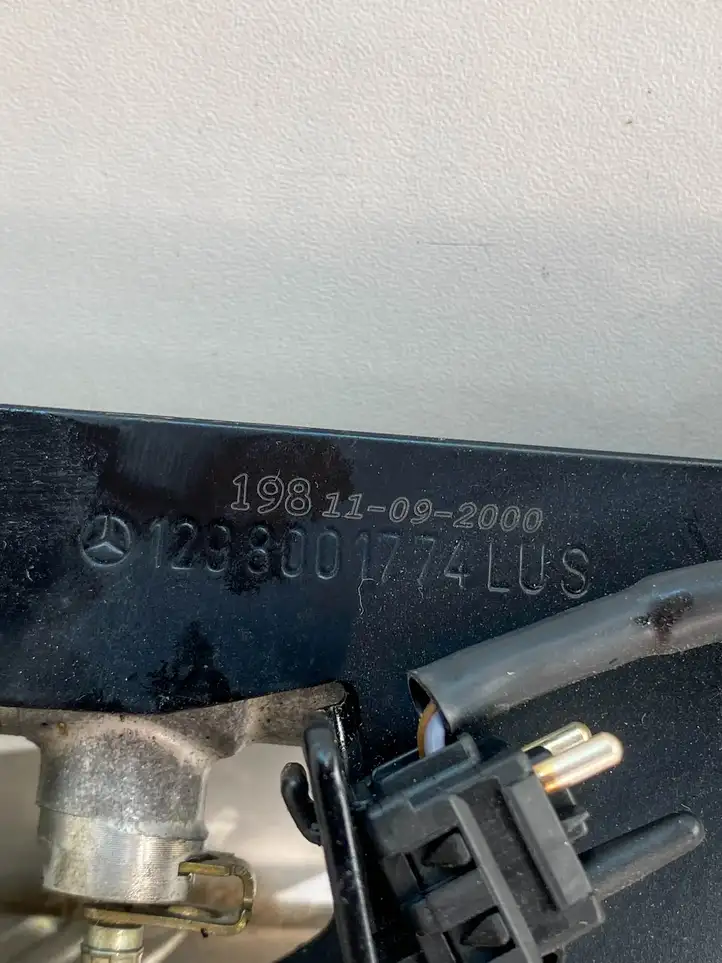 Mercedes-Benz SL R129 (1989 - 2002) 1298001774 Гидроцилиндр крыши — фото 6