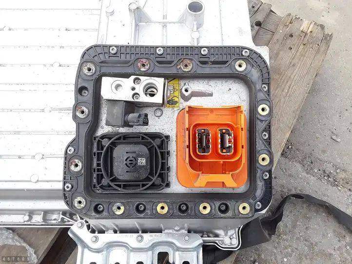 BMW 3 F30 F35 F31 (2012 - 2018) 8618861 Модуль аккумуляторной батареи гибридного автомобиля / электромобиля — фото 9