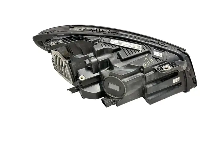 Mercedes-Benz CLA C117,X117,W117 (2013 - 2019) A1178206761 Передняя фара — фото 4