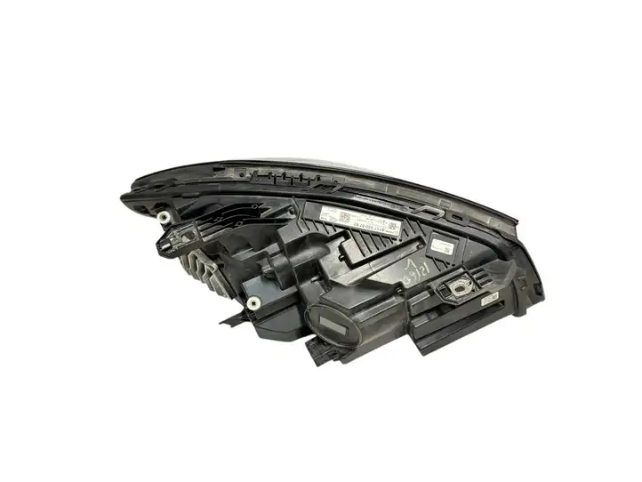 Mercedes-Benz CLA C117,X117,W117 (2013 - 2019) A1178206761 Передняя фара — фото 15