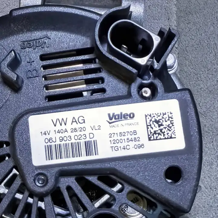 Seat Leon (5F) (2012 - 2019) 06J903023D Запчасти генератора — фото 5