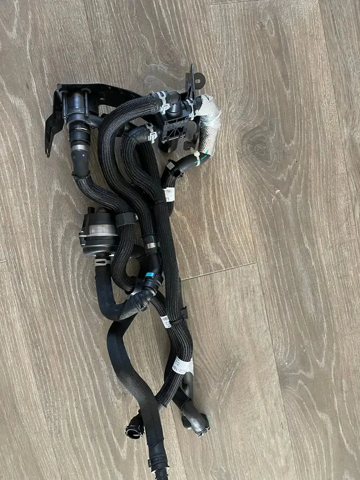 Land Rover Discovery 5 (2019 - ) J9D38501AA Трубка подачи воздуха — фото 3