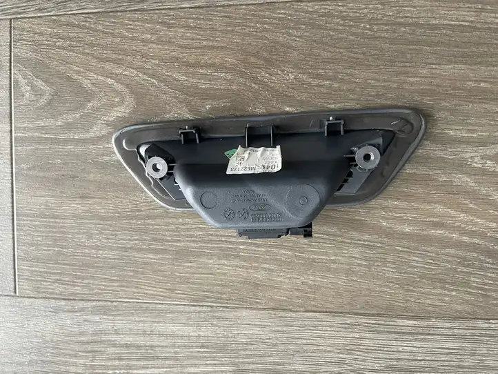 Ford Kuga III (2020 - ) LV4BS425A22A Выдвижная ручка стекла багажника — фото 4