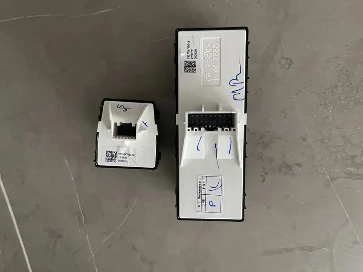 Hyundai Tucson IV NX4 (2020 - ) 93571N7900 Блок кнопок стеклоподъемников — фото 2