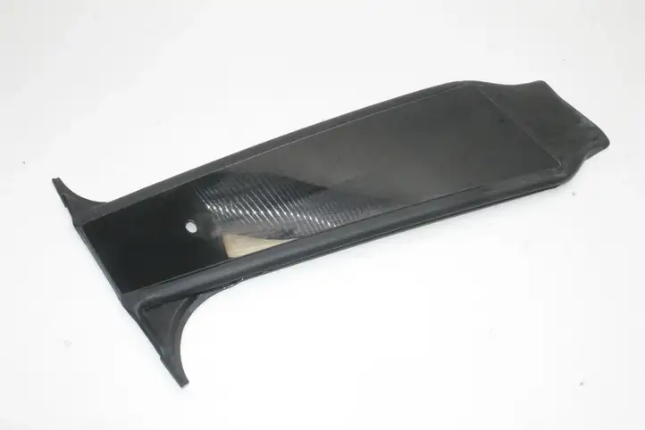 Tesla Model Y (2019 - 2024) 151625800E Наружная накладка стойки B — фото 1