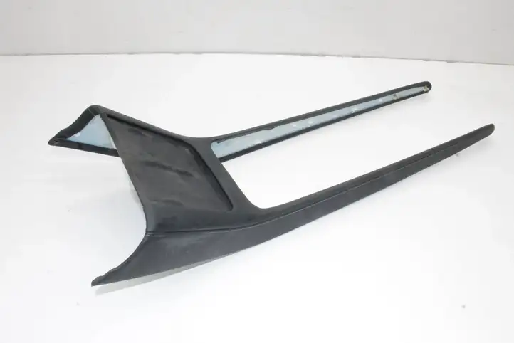 Tesla Model Y (2019 - 2024) 175544600A Другая деталь консоли (туннеля) — фото 4